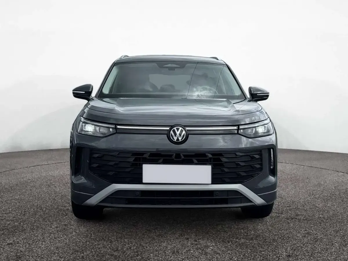 Gebraucht VW Tayron Life 150 PS (110 kW) 2025 Delfingrau SUV