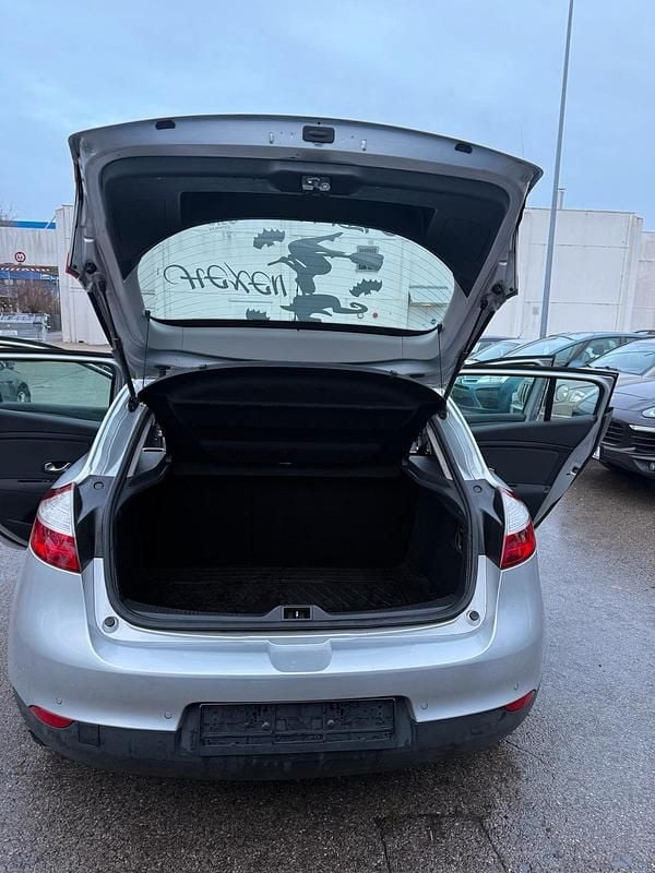 Gebraucht Renault Mégane 131 PS (96 kW) 2009 Grau Limousine