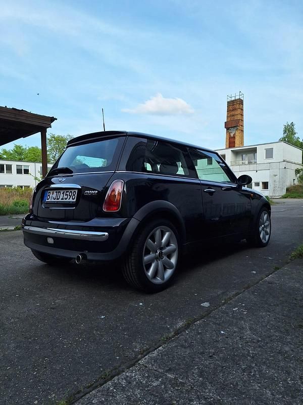 Gebraucht Mini Cooper Pepper 116 PS (85 kW) 2002 Schwarz Kleinwagen