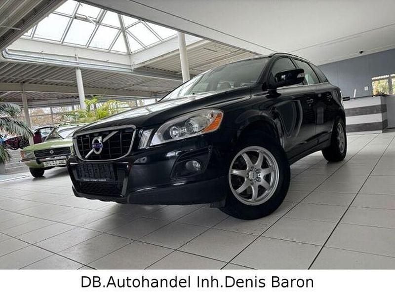 Gebraucht Volvo XC60 Summum 163 PS (119 kW) 2010 Schwarz SUV