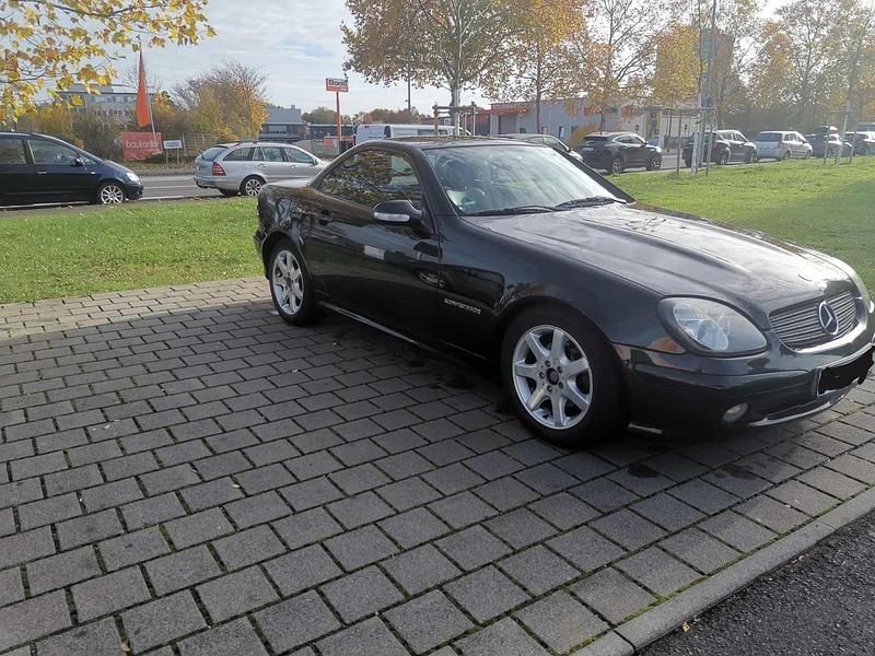 Schwarz Gebraucht 2000 Mercedes SLK200 Cabrio | 2.450 € (Superpreis) - Bild 1/4