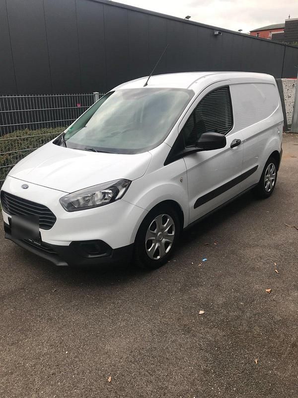 Weiß Gebraucht 2020 Ford Courier S Van / Kleinbus | 9.600 € (Superpreis) - Bild 1/3