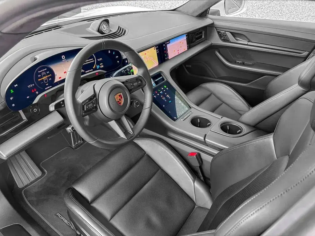Gebraucht Porsche Taycan Turbo 500 kW (680 PS) 2020 Weiß Limousine