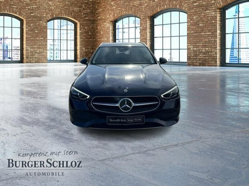 Gebraucht Mercedes C220 200 PS (147 kW) 2023 Cavansitblau metallic Kombi