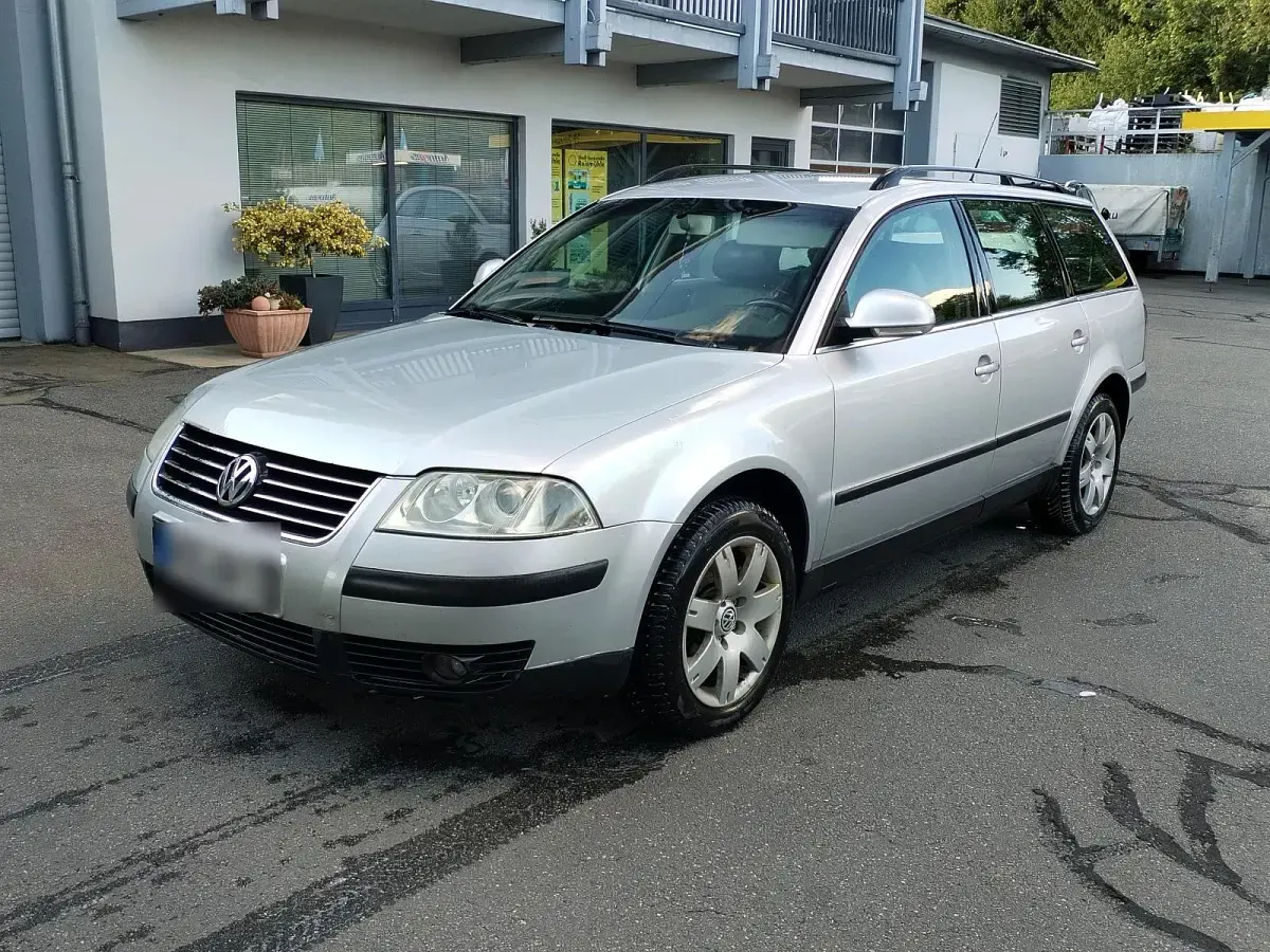 Gebraucht VW Passat 130 PS (95 kW) 2004 Silber Kombi