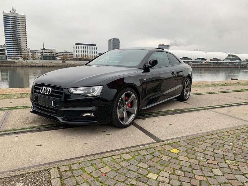 Schwarz Gebraucht 2015 Audi A5 Coupé | 16.900 € (Fairer Preis) - Bild 1/4
