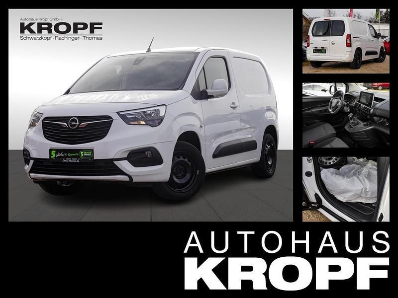 Jade weiss/arktis weiss Gebraucht 2021 Opel Combo Edition Van / Kleinbus | 13.660 € (Etwas zu teuer) - Bild 1/4