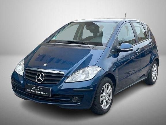 Gebraucht Mercedes A160 95 PS (69 kW) 2012 Blau Limousine