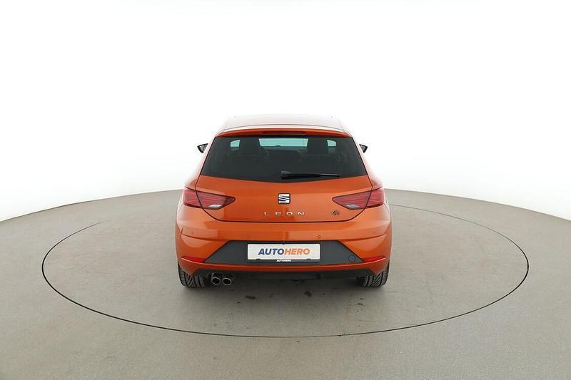 Usata Seat Leon FR 150 CV (110 kW) 2019 Arancione Berlina