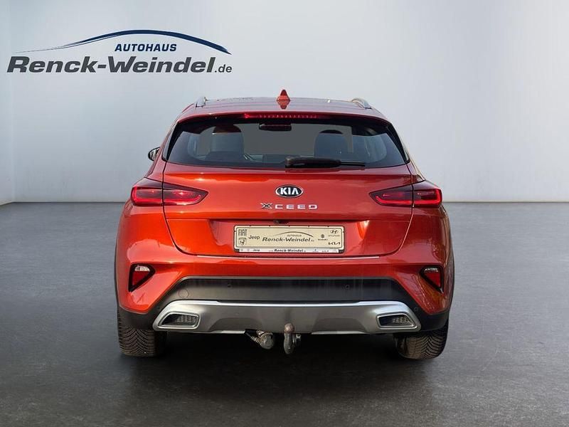 Gebraucht Kia XCeed Spirit 204 PS (150 kW) 2019 Rng) orange fusion met. (orange SUV