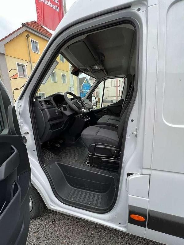 Gebraucht Renault Master Komfort 150 PS (110 kW) 2022 Mineral weiss Van