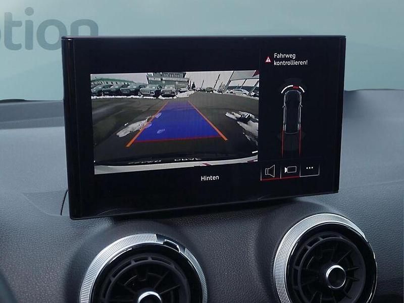 Gebraucht Audi Q2 Advanced 150 PS (110 kW) 2025 Schwarz SUV