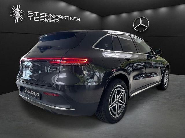 Grau Gebraucht 2022 Mercedes EQC400 AMG line SUV | 69.700 € - Bild 1/4