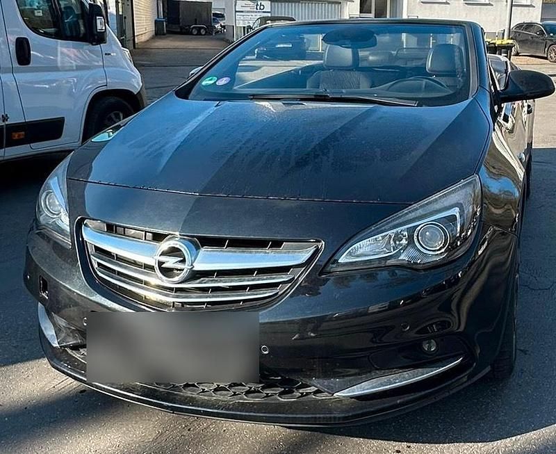 Gebraucht Opel Cascada 170 PS (125 kW) 2013 Schwarz Cabrio