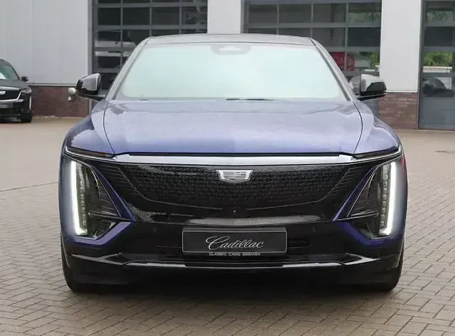 Gebraucht Cadillac LYRIQ 388 kW (528 PS) 2024 Blau SUV