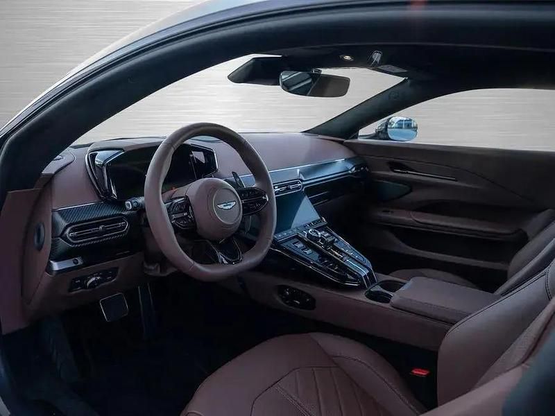 Neu Aston Martin V8 Vantage 680 PS (500 kW) 2026 Silber