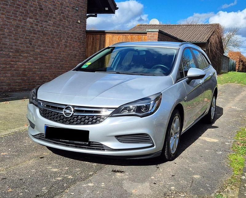 Gebraucht Opel Astra 110 PS (80 kW) 2016 Silber Kombi