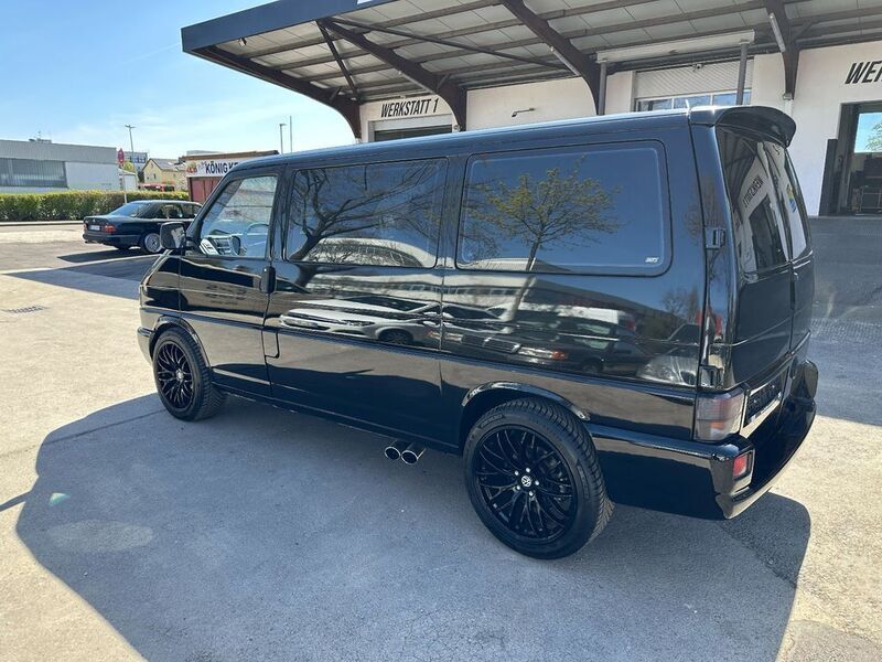 Schwarz Gebraucht 1998 VW T4 Van | 10.900 € - Bild 1/4