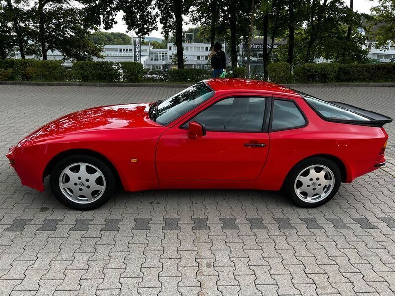 Rot Gebraucht 1987 Porsche 944 S Coupé | 17.900 € - Bild 1/4