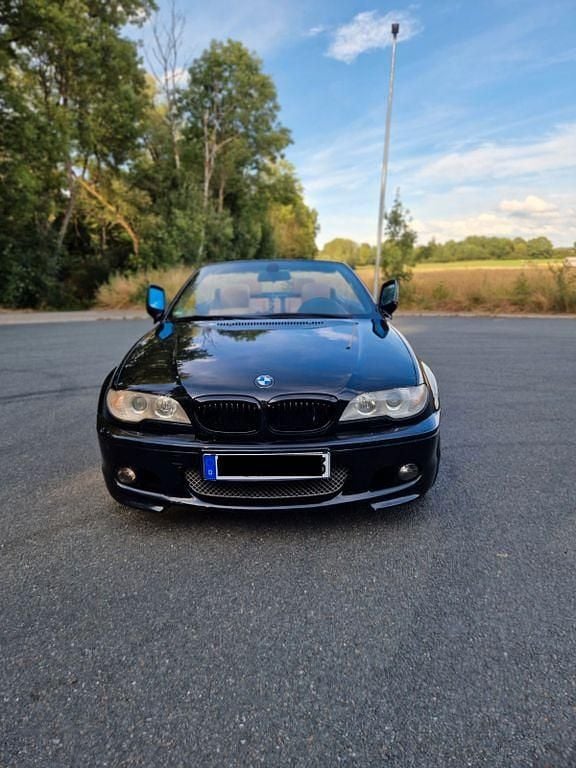 Schwarz Gebraucht 2004 BMW 330 Cabriolet M Sport Cabrio | 12.000 € (Fairer Preis) - Bild 1/4