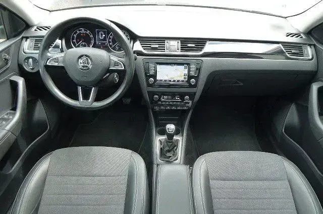 Gebraucht Skoda Rapid Style 110 PS (80 kW) 2018 Braun Kleinwagen