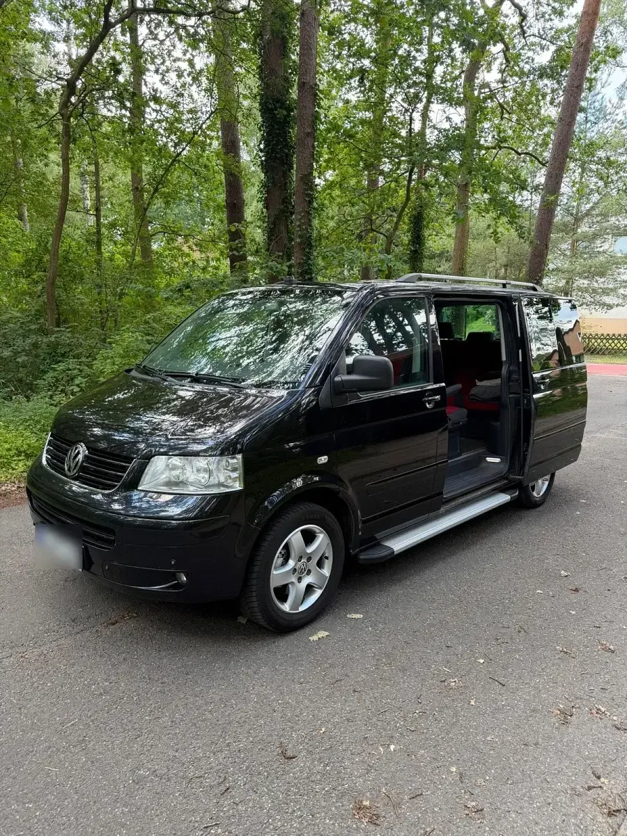 Gebraucht VW Multivan 174 PS (127 kW) 2006 Schwarz Van / Kleinbus