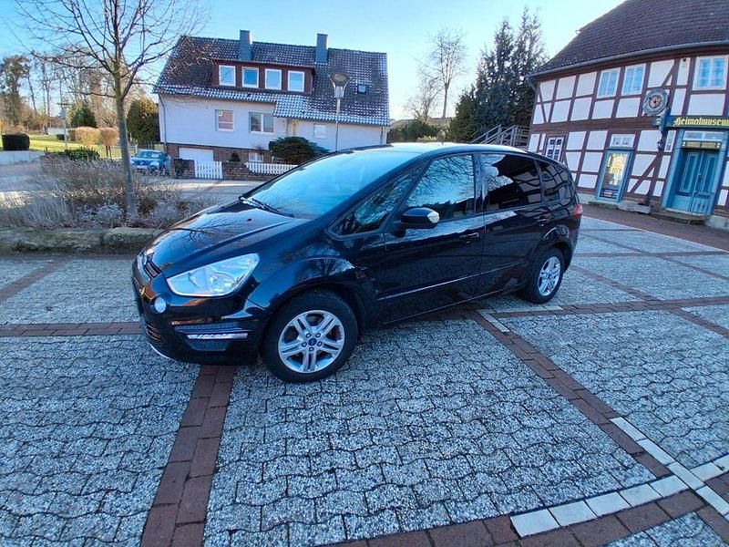 Gebraucht Ford S-MAX Titanium 145 PS (106 kW) 2012 Schwarz Van / Kleinbus