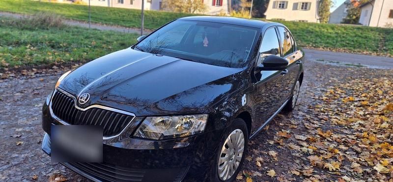 Second-hand Skoda Octavia 116 CP (85 kW) 2016 Negru Hatchback