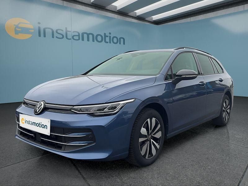 Blau Gebraucht 2025 VW Golf VIII Kombi | 26.799 € (Guter Preis) - Bild 1/4