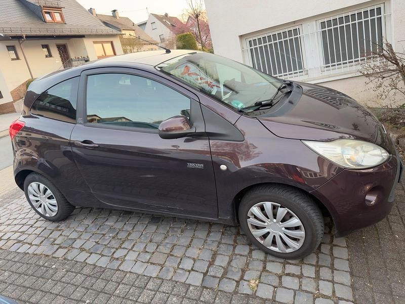 Gebraucht Ford Ka 69 PS (50 kW) 2010 Braun Kleinwagen