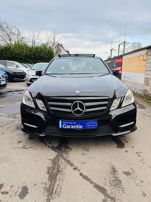 Gebraucht Mercedes E350 306 PS (225 kW) 2013 Schwarz Limousine