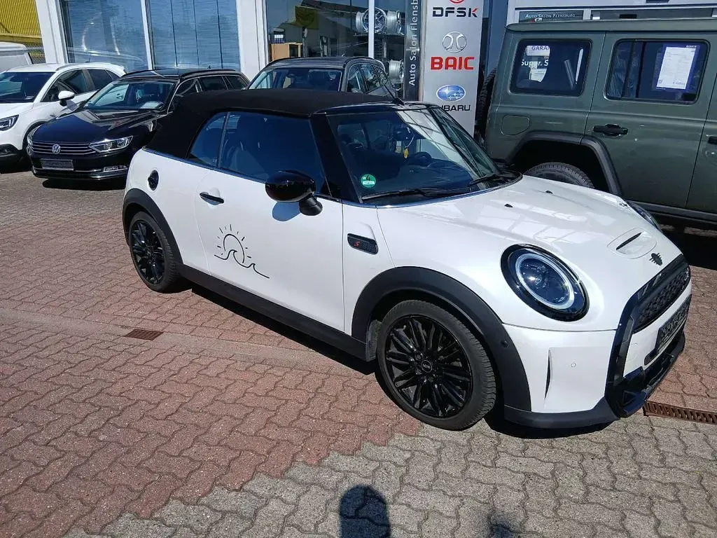 Gebraucht Mini Cooper S Cabriolet Classic 178 PS (130 kW) 2023 Nanuq white Cabrio