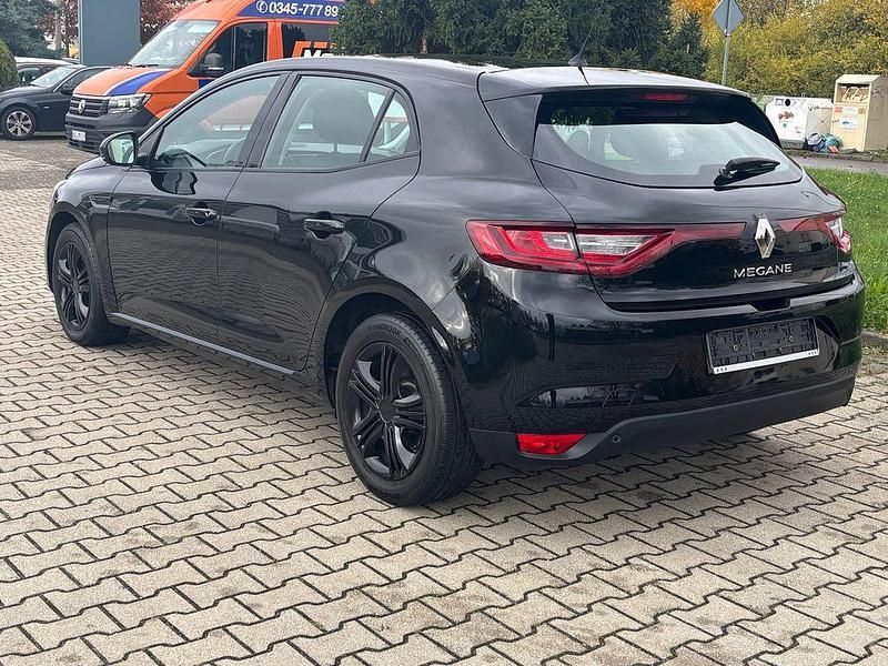 Gebraucht Renault Mégane IV Play 101 PS (74 kW) 2017 Schwarz Limousine