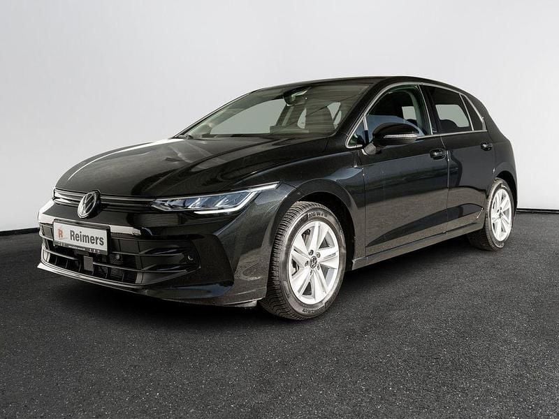 Gebraucht VW Golf VIII Life 116 PS (85 kW) 2024 Schwarz Limousine