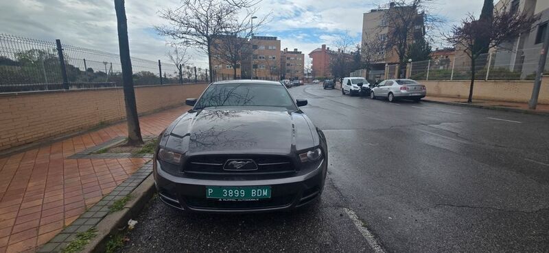Grau Gebraucht 2014 Ford Mustang | 17.000 € (Fairer Preis) - Bild 1/4
