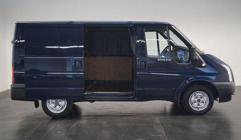 Second-hand Ford Transit 101 CP (74 kW) 2012 Albastru Monovolum