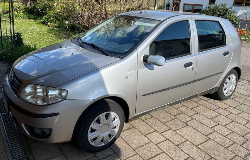 Silber Gebraucht 2005 Fiat Punto Kleinwagen | 1.200 € (Fairer Preis) - Bild 1/4