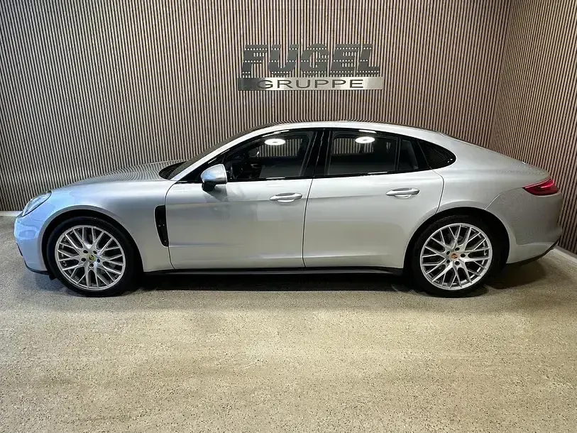 Gebraucht Porsche Panamera 4S Diesel 422 PS (310 kW) 2016 Rhodiumsilbermetallic Kleinwagen