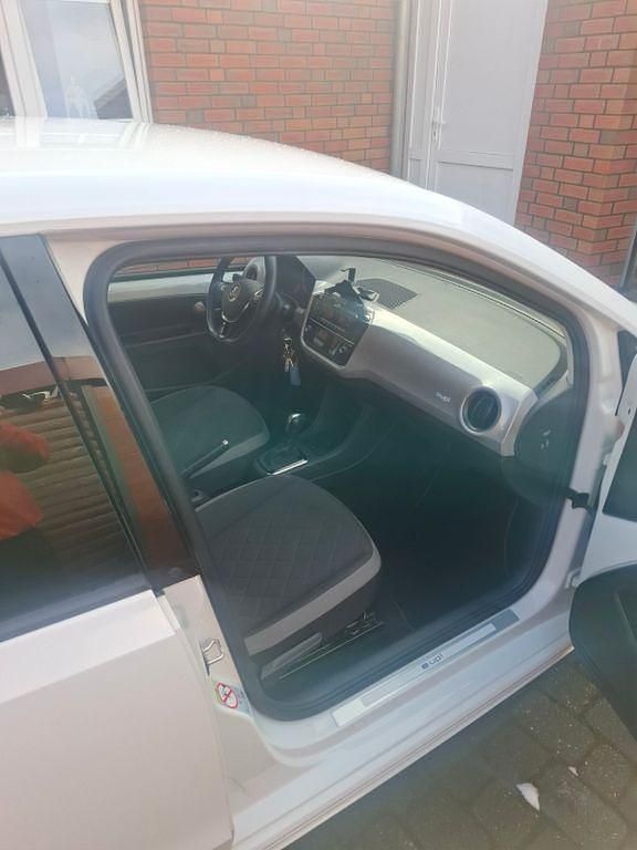 Gebraucht VW e-up! Style 61 kW (83 PS) 2022 Weiß Kleinwagen