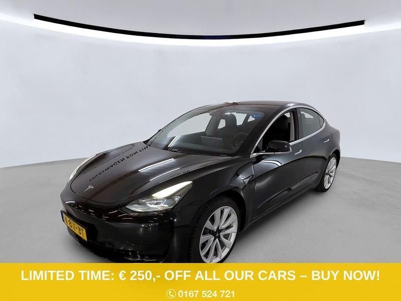 Schwarz Gebraucht 2020 Tesla Model 3 Standard Range Limousine | 18.900 € (Guter Preis) - Bild 1/4