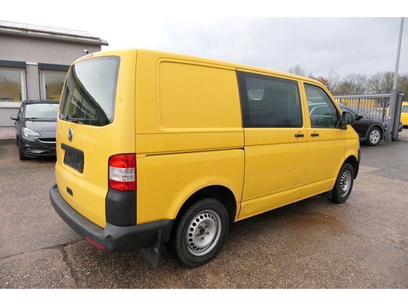 Gebraucht VW T5 84 PS (61 kW) 2014 Ginstergelb r1032 Van