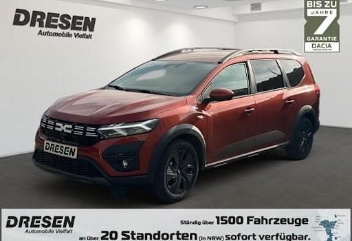Gebraucht Dacia Jogger Expression 158 PS (116 kW) 2025 Braun Van / Kleinbus
