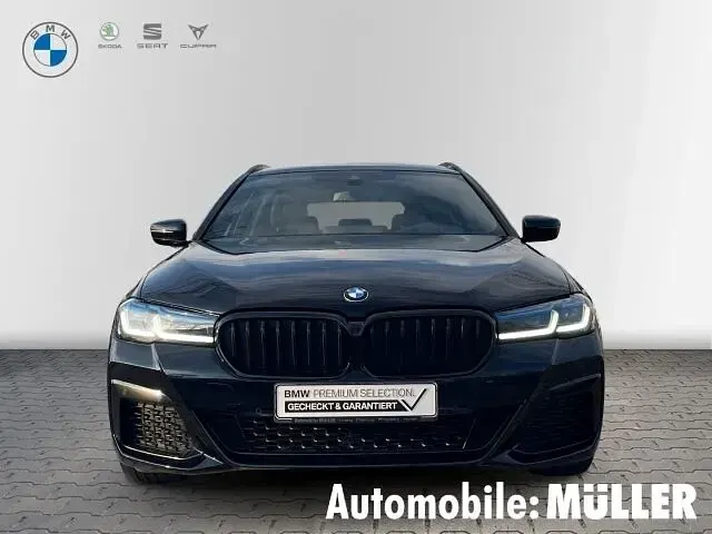 Gebraucht BMW 520 Sport Line 191 PS (140 kW) 2021 Schwarz Limousine