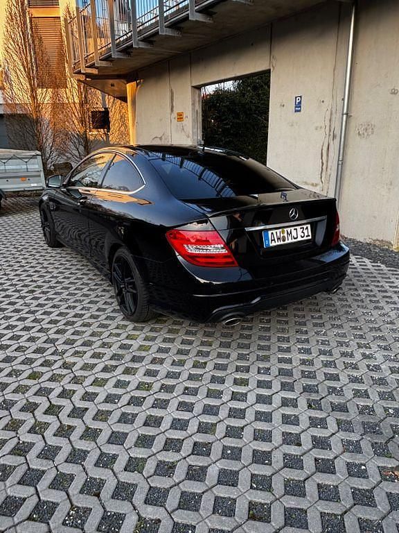 Gebraucht Mercedes C350 306 PS (225 kW) 2014 Schwarz Coupé