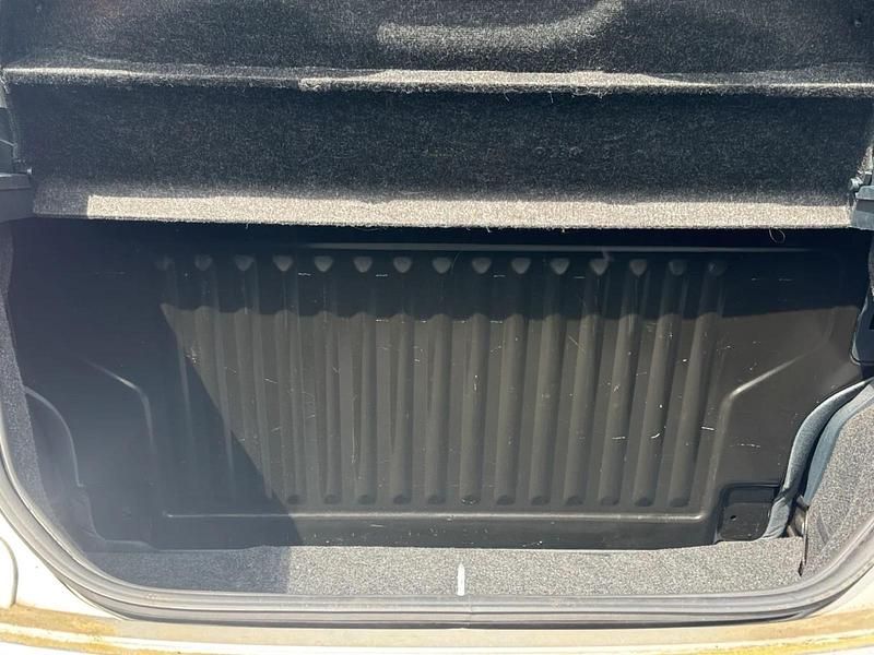 Usata Ford Ka 70 CV (51 kW) 2012 Argento Utilitaria