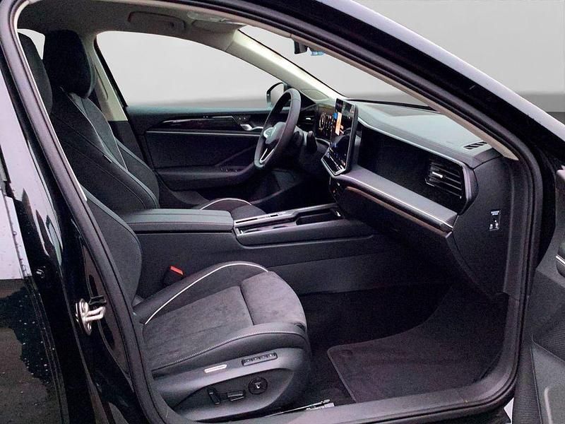 Neu VW Passat IQ Drive 150 PS (110 kW) 2025 Schwarz Kombi