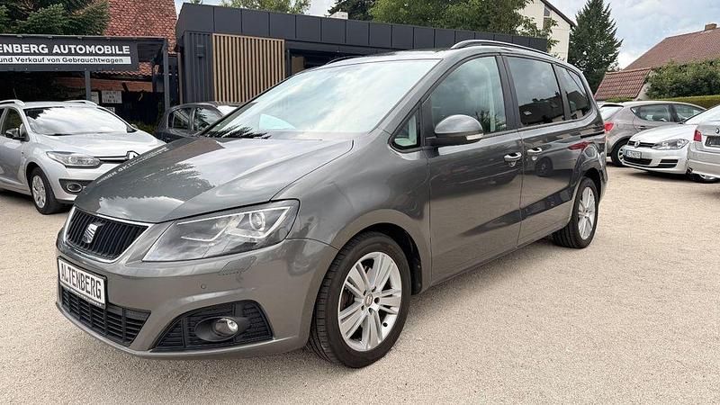 Grau Gebraucht 2013 Seat Alhambra Style Van / Kleinbus | 9.399 € (Fairer Preis) - Bild 1/4