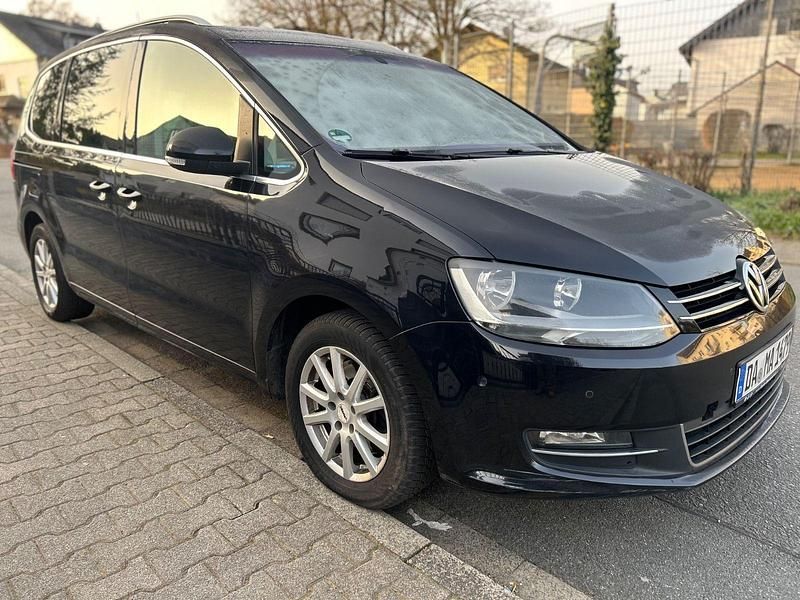 Gebraucht VW Sharan Highline 140 PS (102 kW) 2012 Schwarz Van / Kleinbus