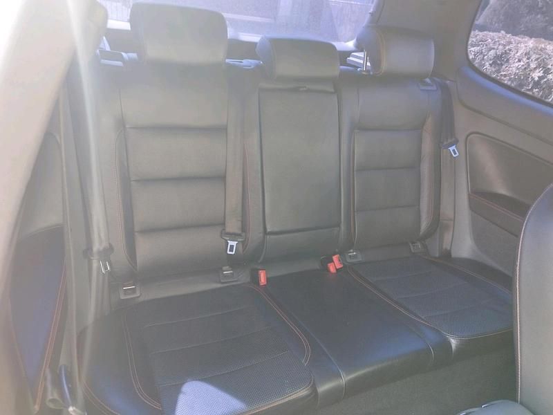 Gebraucht VW Golf GTI 200 PS (147 kW) 2009 Rot Coupé