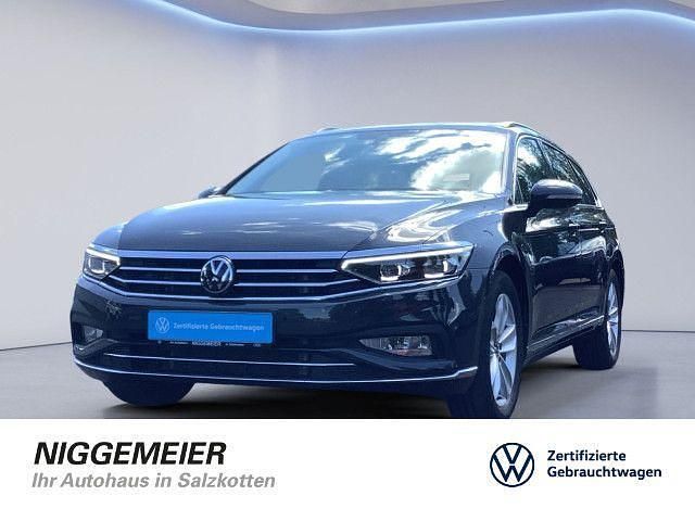 Mangangrau metallic (metallic) Gebraucht 2024 VW Passat Elegance Kombi | 35.590 € - Bild 1/4